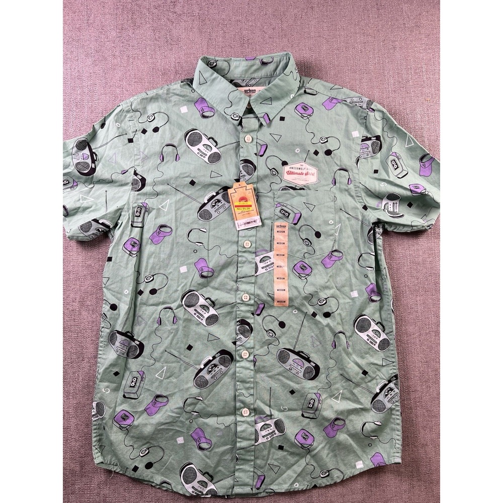 Urban Pipeline Button Up Short Sleeve Shirt Men's M All Over Print Music Theme